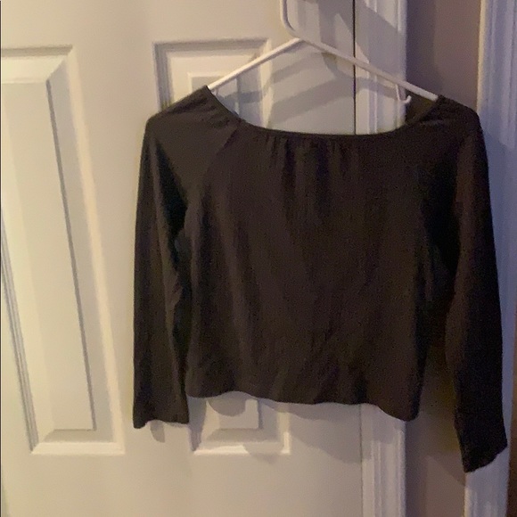 army green crop top - Picture 2 of 3